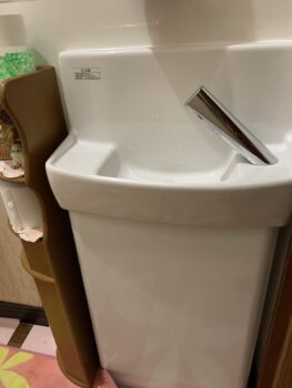 便利な自動手洗い器へリフォーム